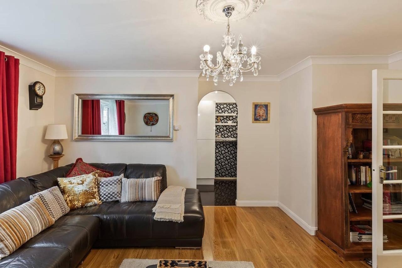 לונדון Beautiful And Cosy 2 Bedroom Flat מראה חיצוני תמונה