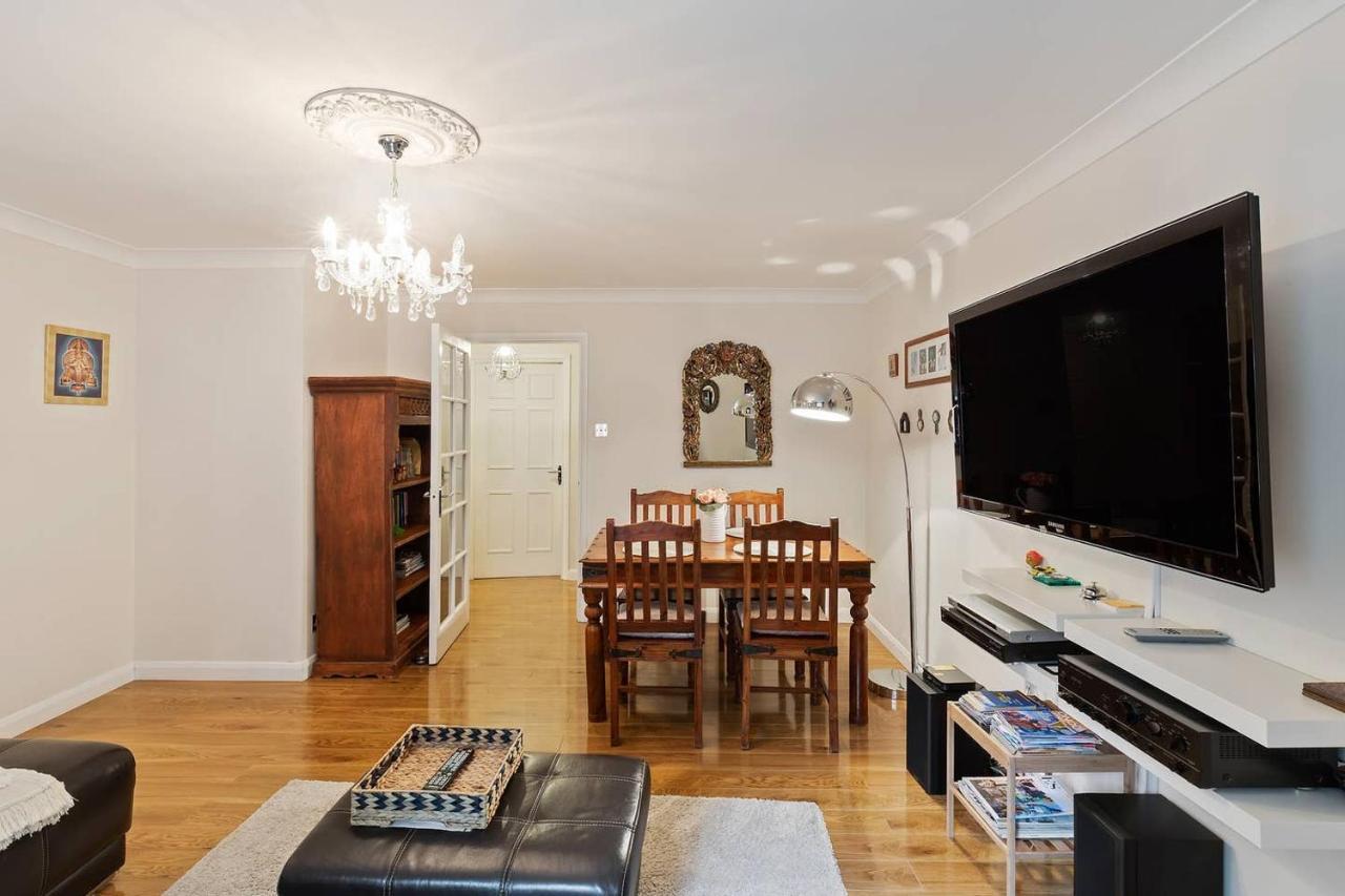 לונדון Beautiful And Cosy 2 Bedroom Flat מראה חיצוני תמונה