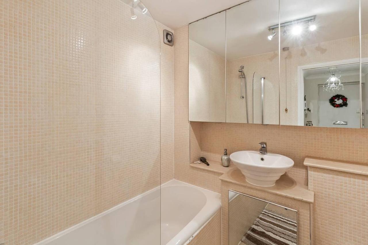 לונדון Beautiful And Cosy 2 Bedroom Flat מראה חיצוני תמונה