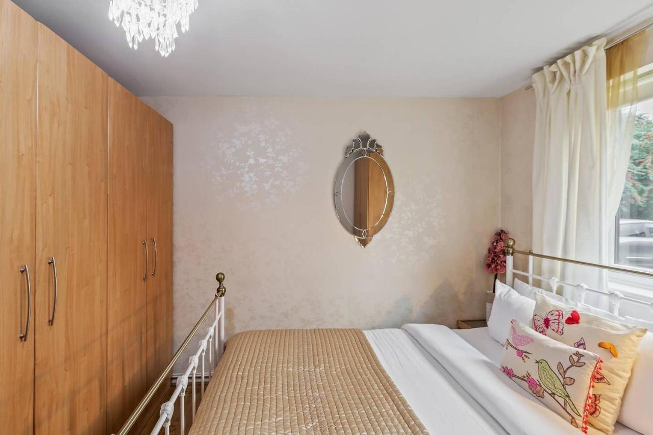 לונדון Beautiful And Cosy 2 Bedroom Flat מראה חיצוני תמונה